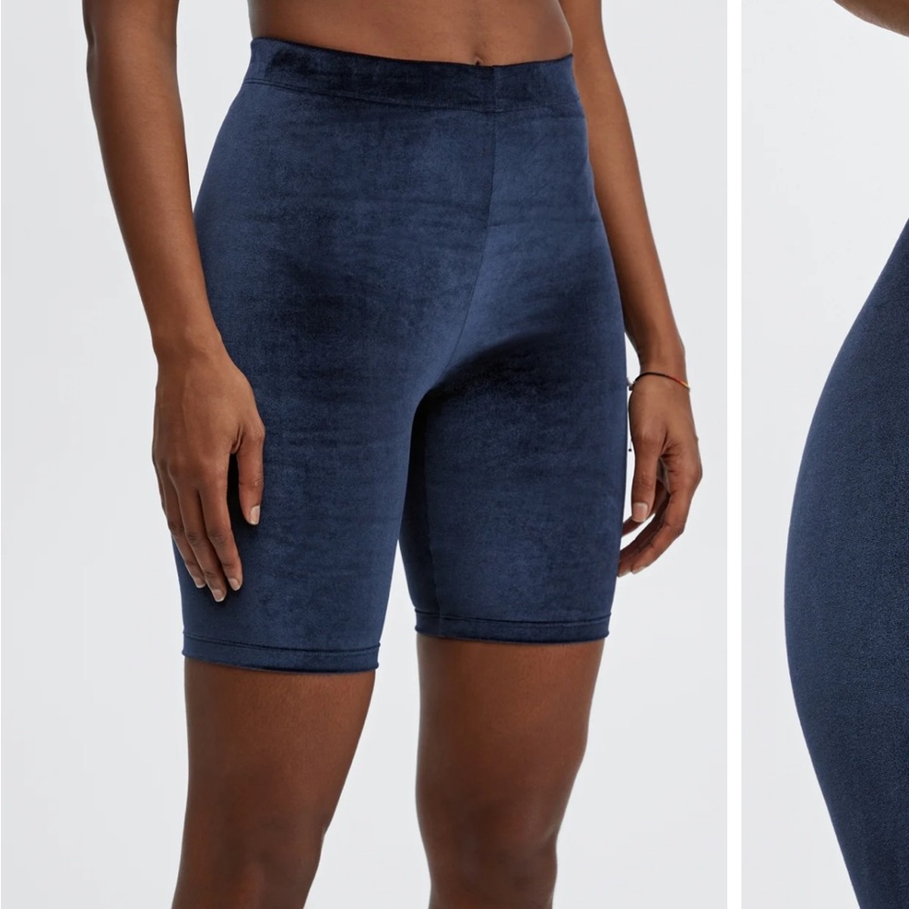 Blue Velvet Fabletics biker shorts💙
